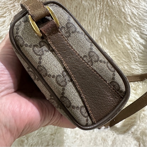 Authentic Vintage Gucci - Picture 14 of 16